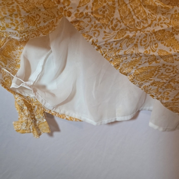 J Crew Factory Yellow Paisley Floral Lined Ruffle Sleeve V Neck Blouse, Sz L - Picture 8 of 9
